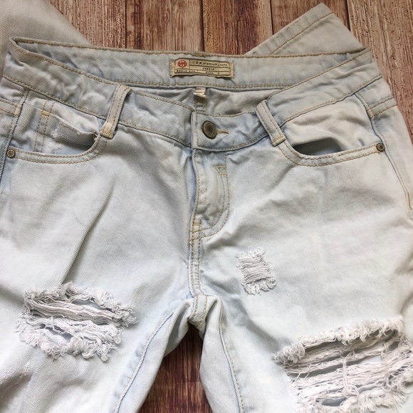 I and M Jeans - Picture 4 of 4